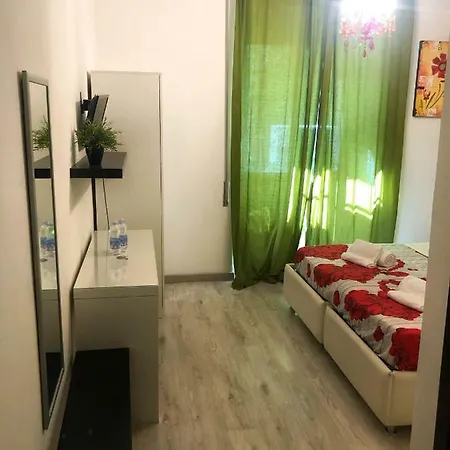 Mattia Donzetti Bed and Breakfast *